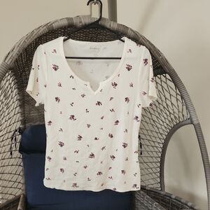 Old Navy Women's Floral White Top